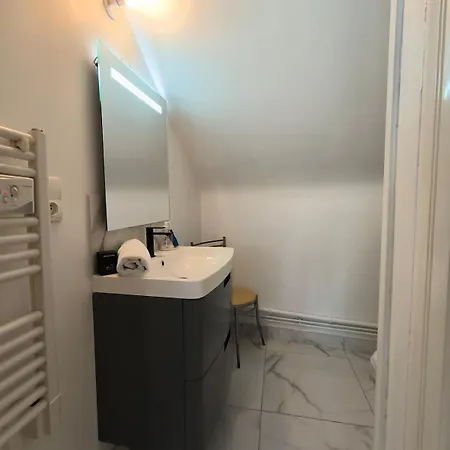 Ideal Longue Duree Centre Apartment Pau